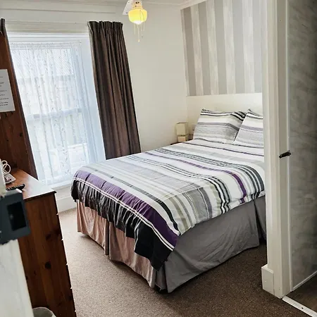 Carnson House 4*