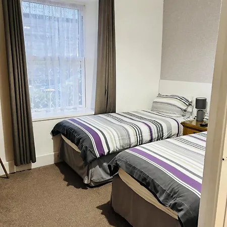 Carnson House Bed & Breakfast 4*