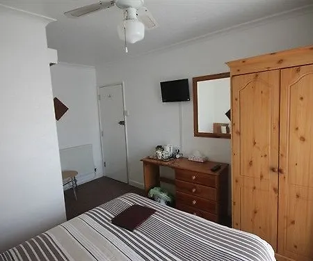 Carnson House Bed & Breakfast