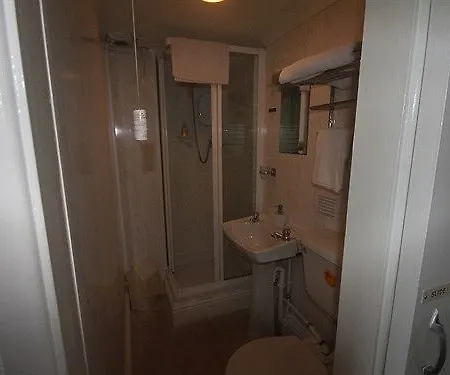 Carnson House Bed & Breakfast 4*
