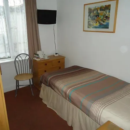 Carnson House 4*